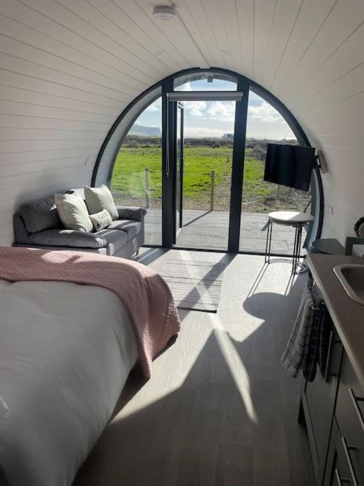 Gaoth Na Mara Pod Apartment Дулин Екстериор снимка