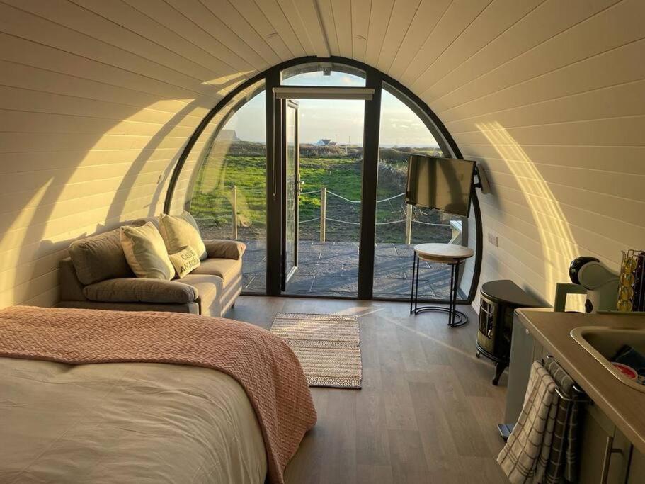 Gaoth Na Mara Pod Apartment Дулин Екстериор снимка